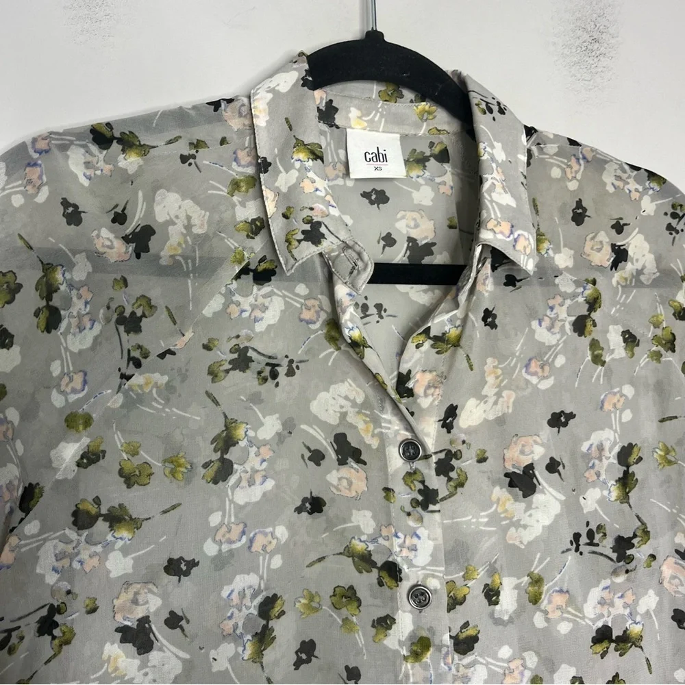 CABI Matinee Sheer 3/4 Sleeve Blouse Floral Gray #5204, size XS - Picture 4 of 12